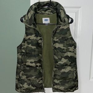 Camo puffy vest—Old Navy size small